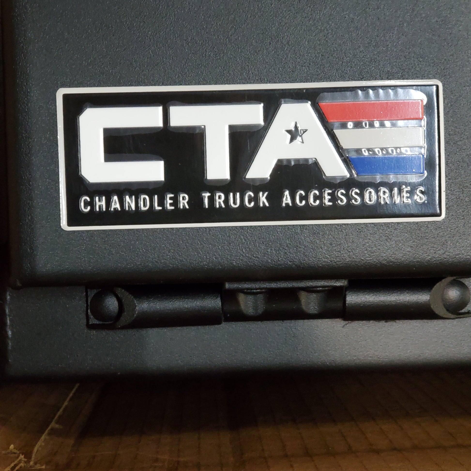 CHANDLER Truck Underbody Steel Tool Box Black 18" x 18" x 60" PayWut