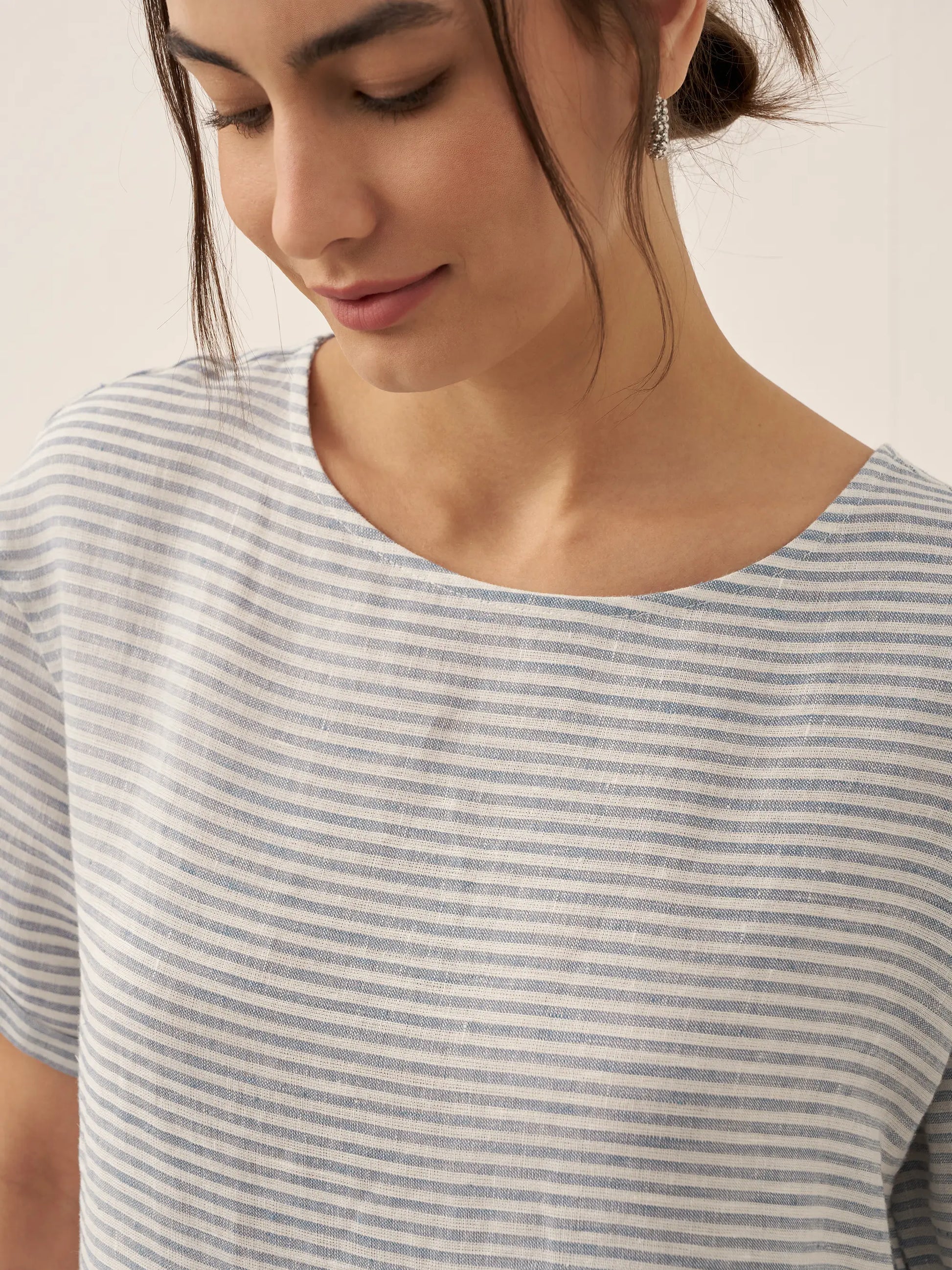 100% Linen Pinstripe Paneled Short-Sleeved Dress MORGAN LINTICO