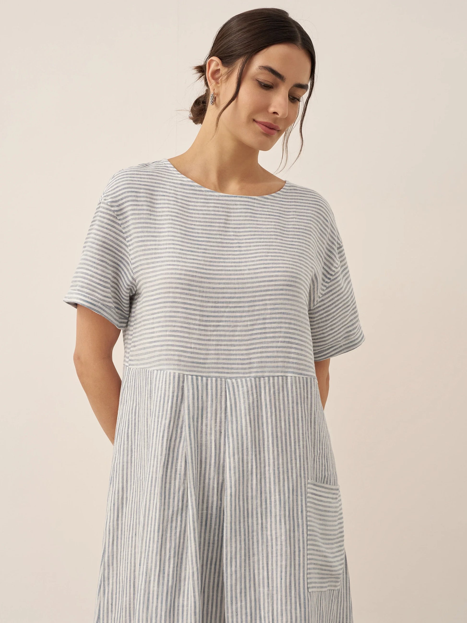 100% Linen Pinstripe Paneled Short-Sleeved Dress MORGAN LINTICO
