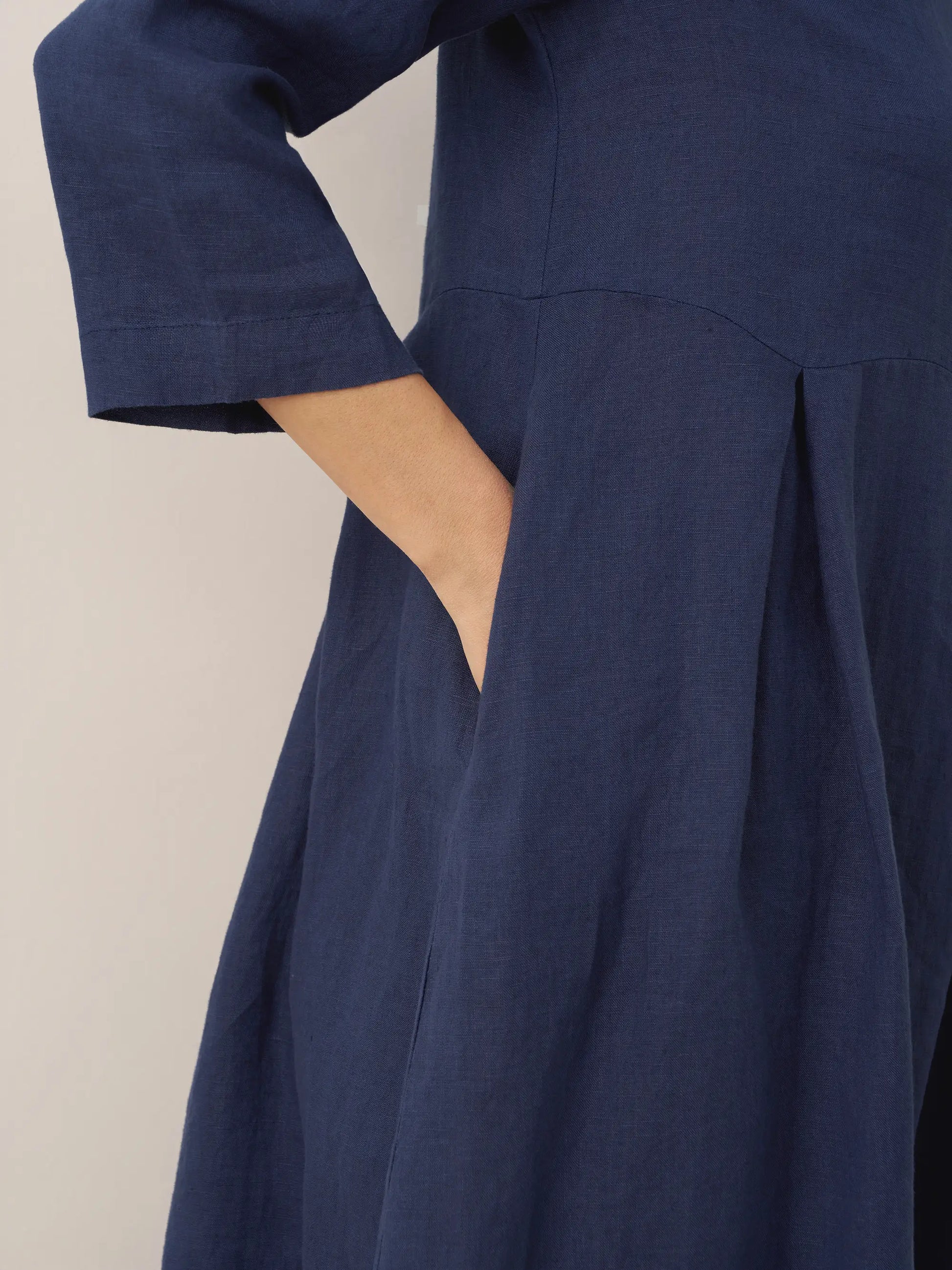100% Linen Bateau Neck Pleated Maxi Dress ABIGAIL LINTICO