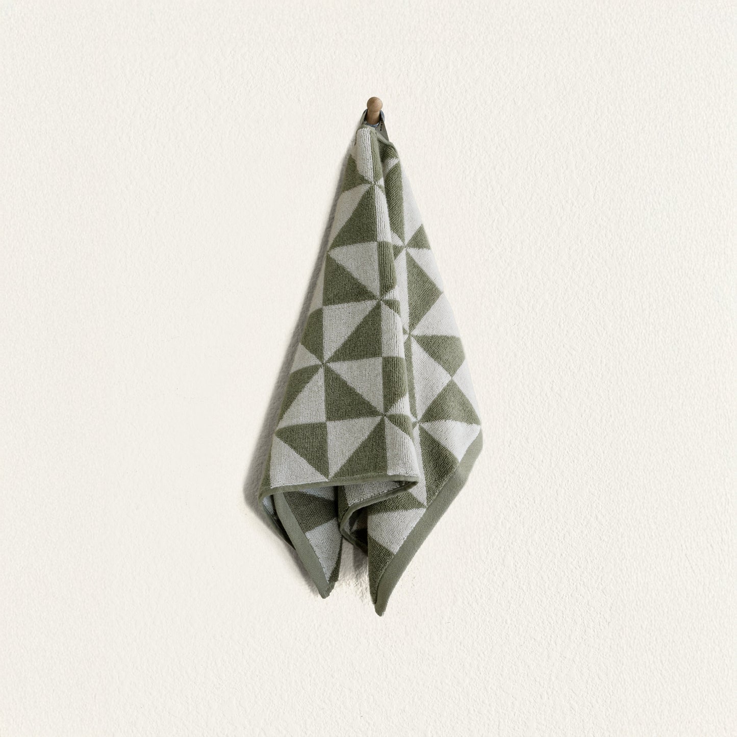 Umbra Beach Towel Italic
