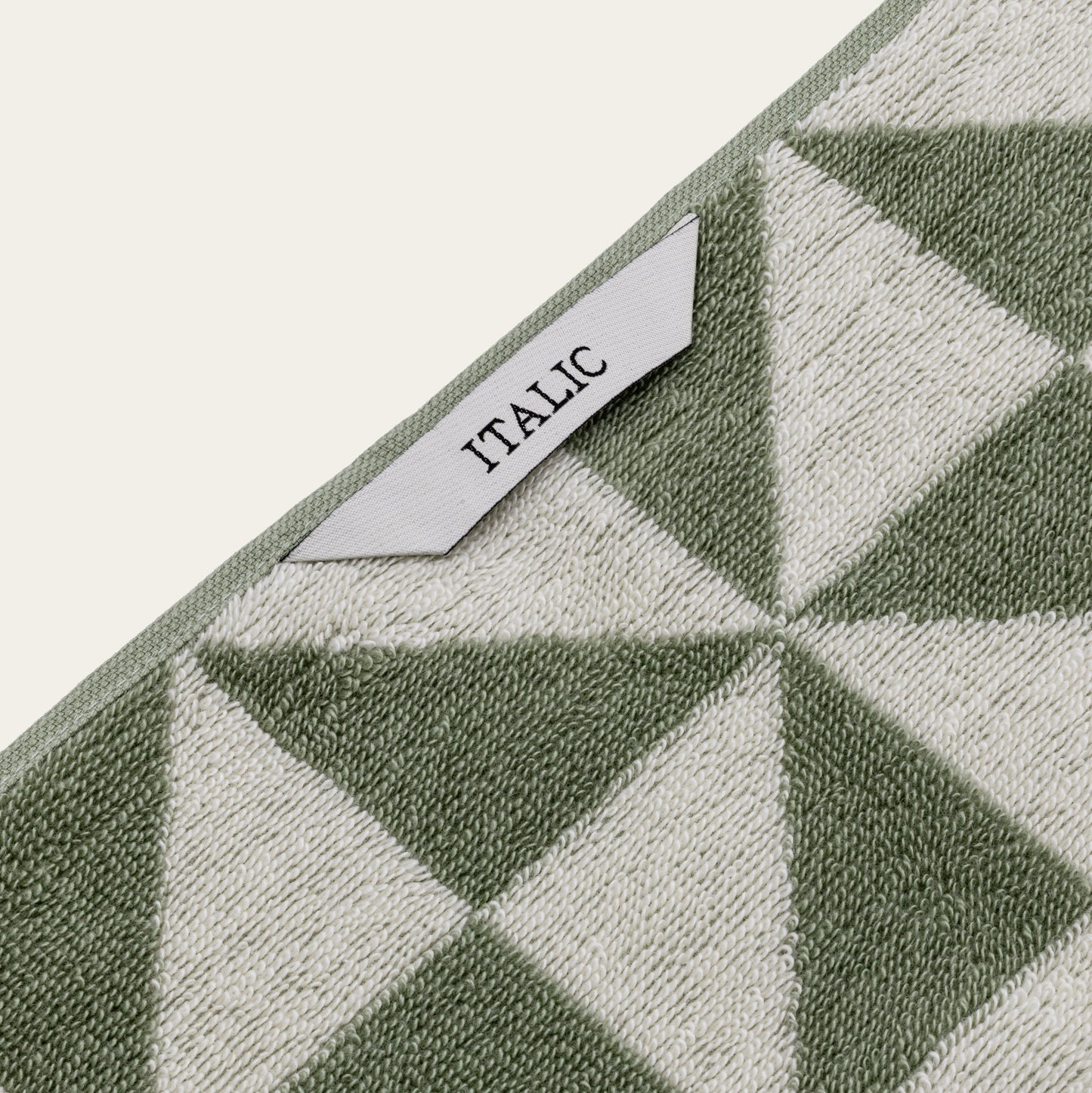 Umbra Towels Italic