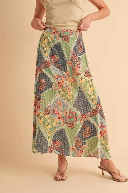 Bradyn Print Skirt See size chart under “more details” The Fashion Celestial