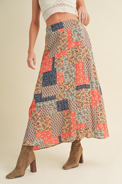 Bradyn Print Skirt See size chart under “more details” The Fashion Celestial