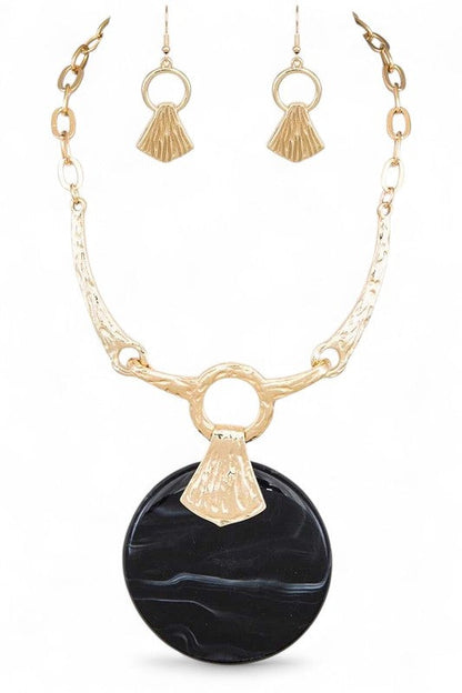 Oversize Faux Stone Resin Pendant Necklace Set Shop Style & More | Fresh Looks, Everyday Deals & Free Shipping