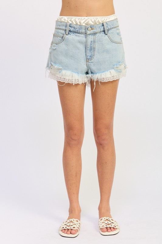 HIGH RISE DENIM SHORTS WITH LACE TRIM See size chart under “more details” The Fashion Celestial