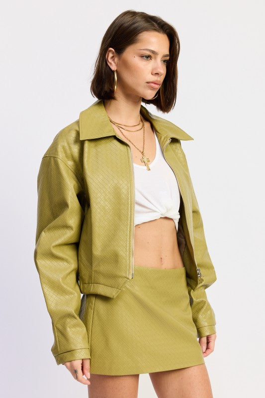 CROPPED JACKET WITH COLLAR AND ZIPPER See size chart under “more details” The Fashion Celestial