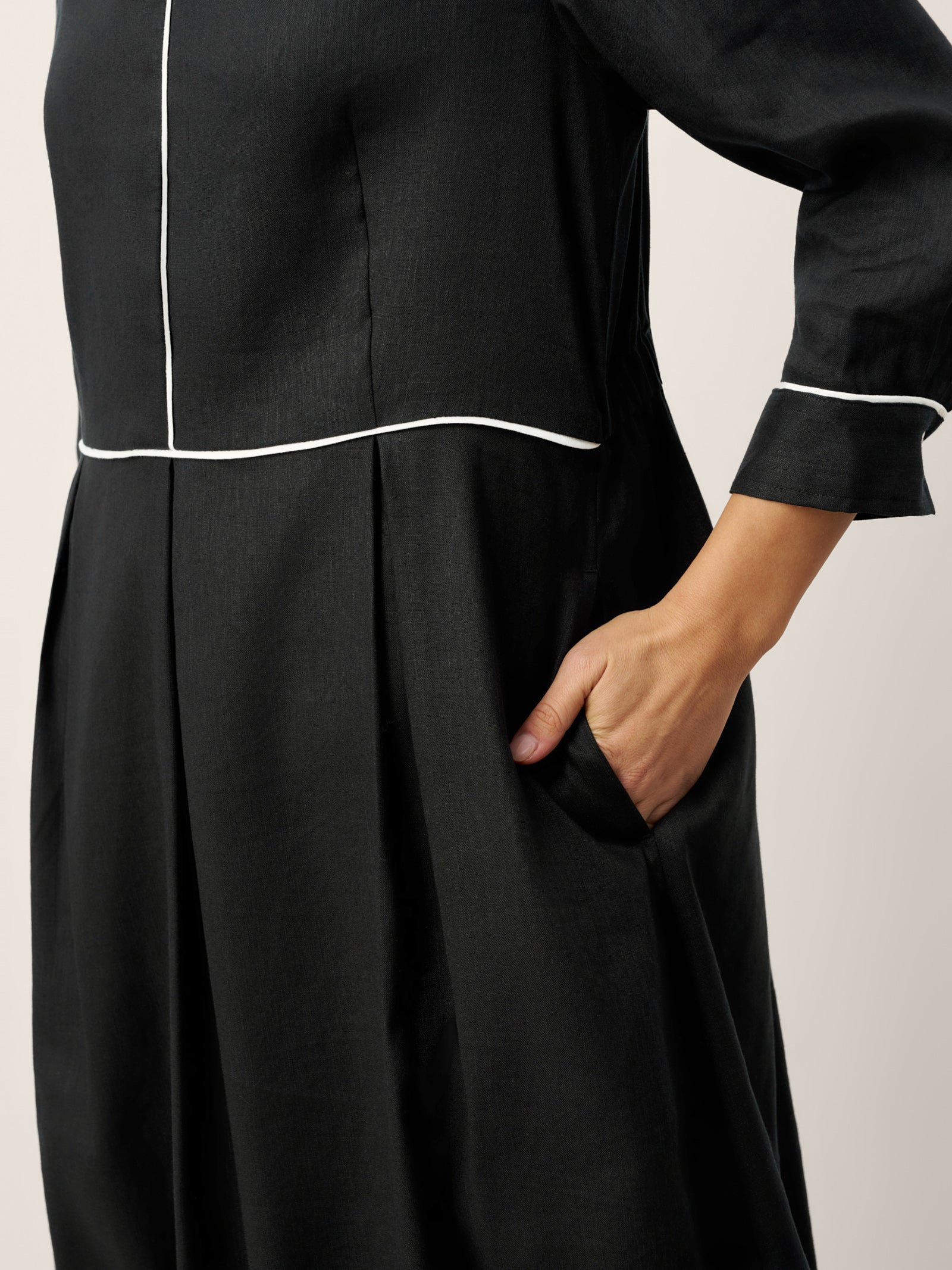 Linen-Lyocell Contrast Trim Gathered Maxi Dress NYX LINTICO