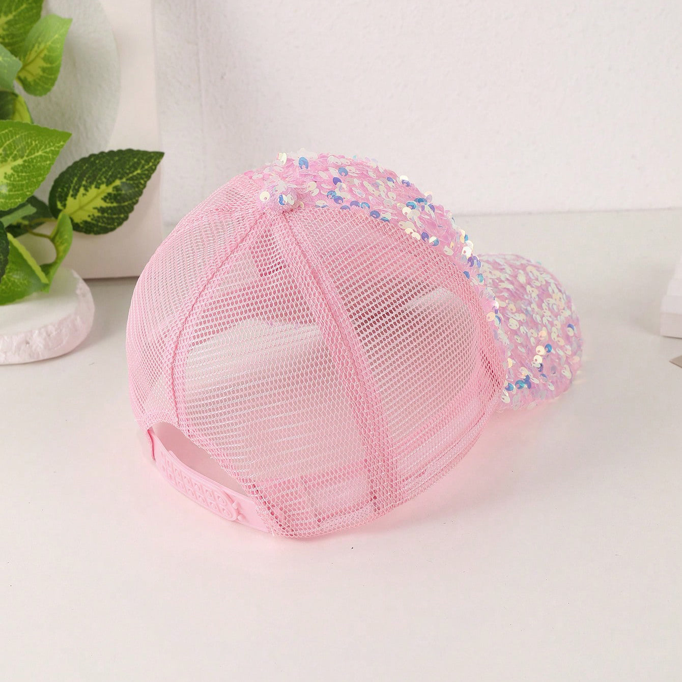 Sequin-Embroidered Mesh Baseball Cap with Sunshade – Breathable Trendy Hat FitiqueFit