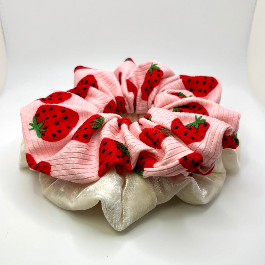 Strawberry & Ivory Scrunchie Set Enchanted Scrunch