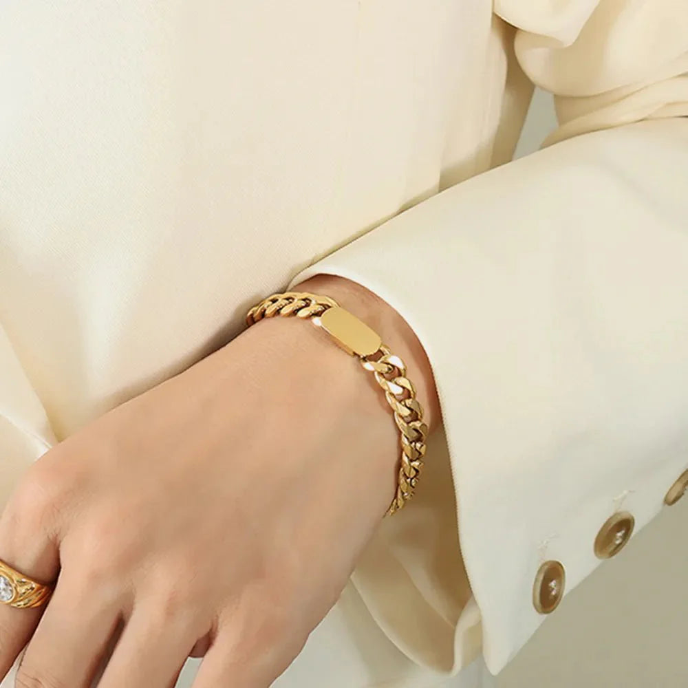 Golden Thread Ivory Embers