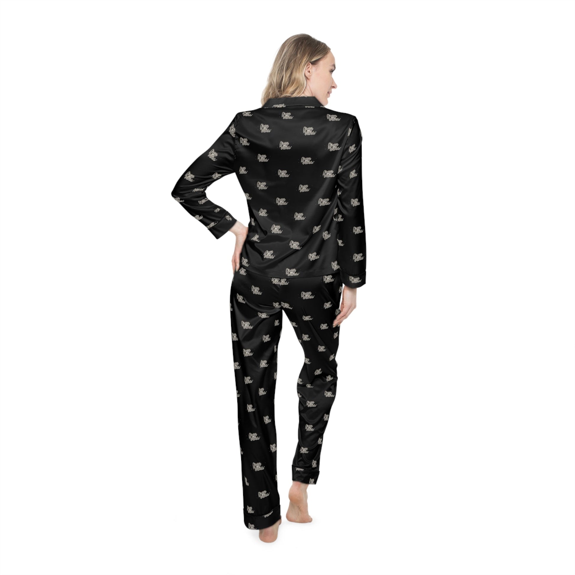 Gray Vibes Elegant Women's Satin Pajamas Set - Soft & Stylish Sleepwear Grayceful LLC