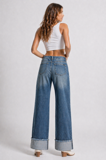 Venta Stud Low Rise Cuffed Jean GJG DENIM