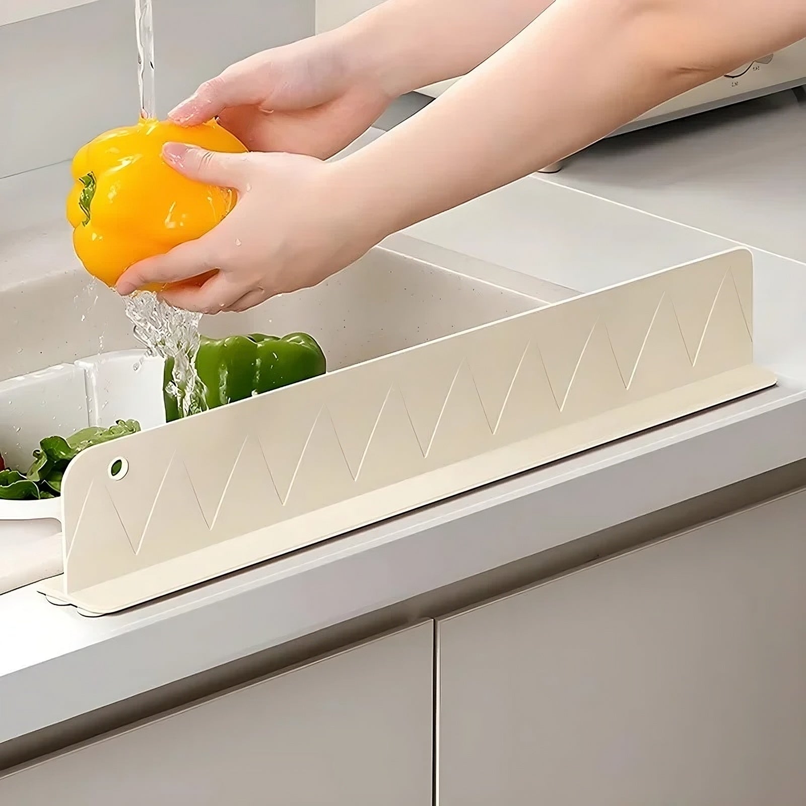 Kitchen Sink Splash Guard ViralGalleria.com
