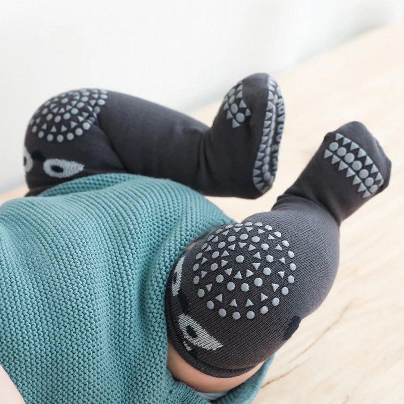 Baby Knee Non-Slip Floor Socks ViralGalleria.com