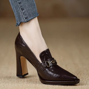 Women's Retro Chunky Heel Pointed Toe Pumps – Slip-On Office Heels FitiqueFit