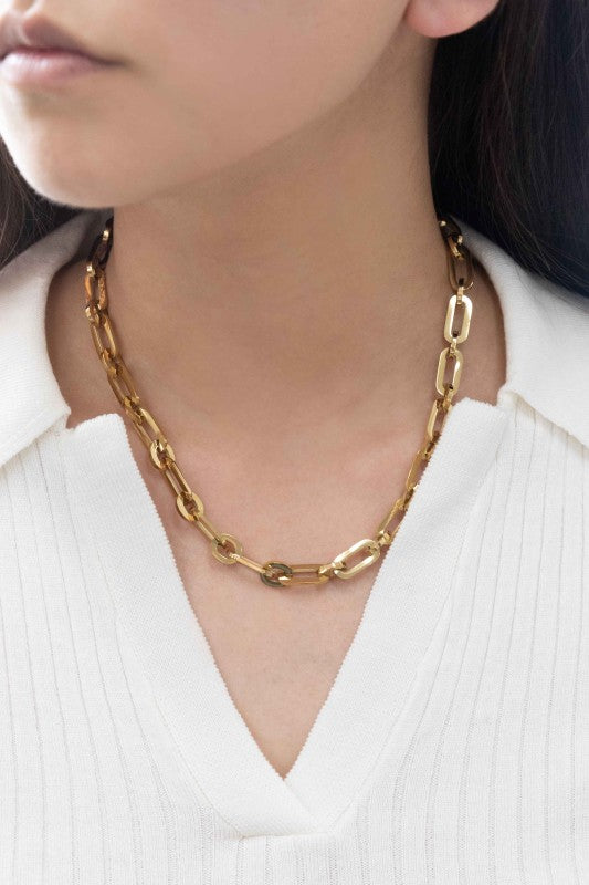 Overawe Large Chain Link Necklace (14K) Shop Style & More | Fresh Looks, Everyday Deals & Free Shipping