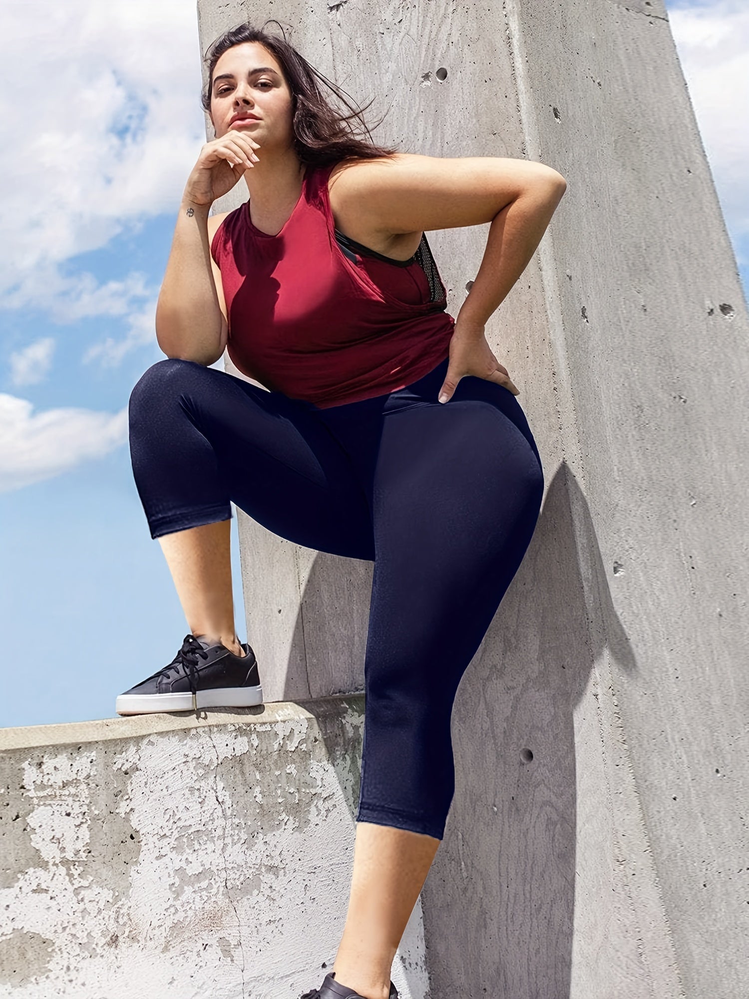 Women'S Plus Size Capri Leggings, High Waist Tummy Control, 4X Stretch, Pocket Detail, Solid Black, Knit Fabric, Polyester 92%, Spandex 8%, 210g/m², All Season Skinny Yoga Pants NovaCart