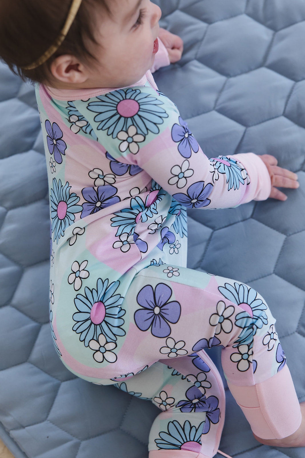 Blake - Zippy Blush Lotus