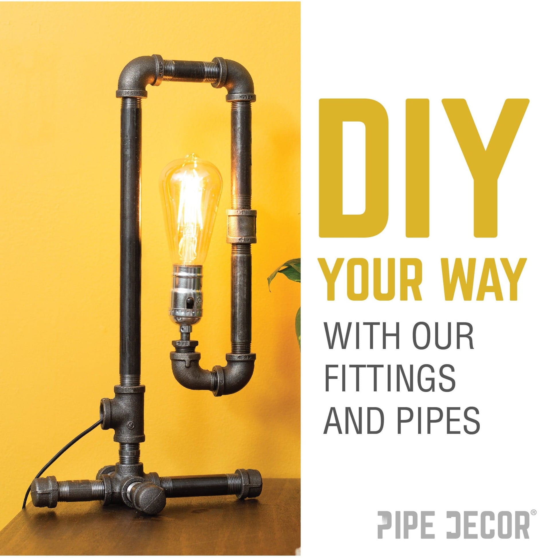1 in. x 1/2 in. x 1/2 in. Black Reducing Tee PIPE DECOR
