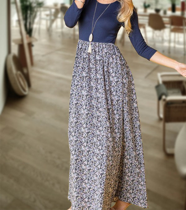 Ditsy Floral Maxi Dress See size chart under “more details” The Fashion Celestial