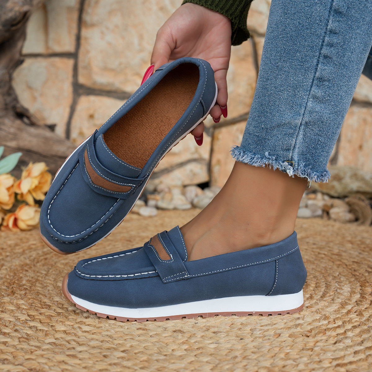 Platform Casual Shoes – Trendy & Comfortable FitiqueFit