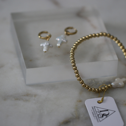 Pearl Promise Cross Bracelet - Stainless Steel & Pearl Deep South Originals