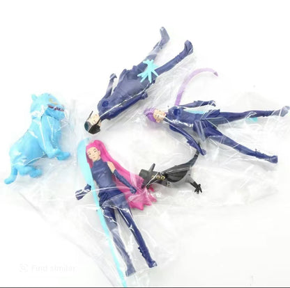 Witch Hunter Figure Set
