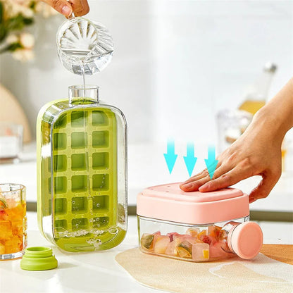 Ice Cube Tray With Straw ViralGalleria.com