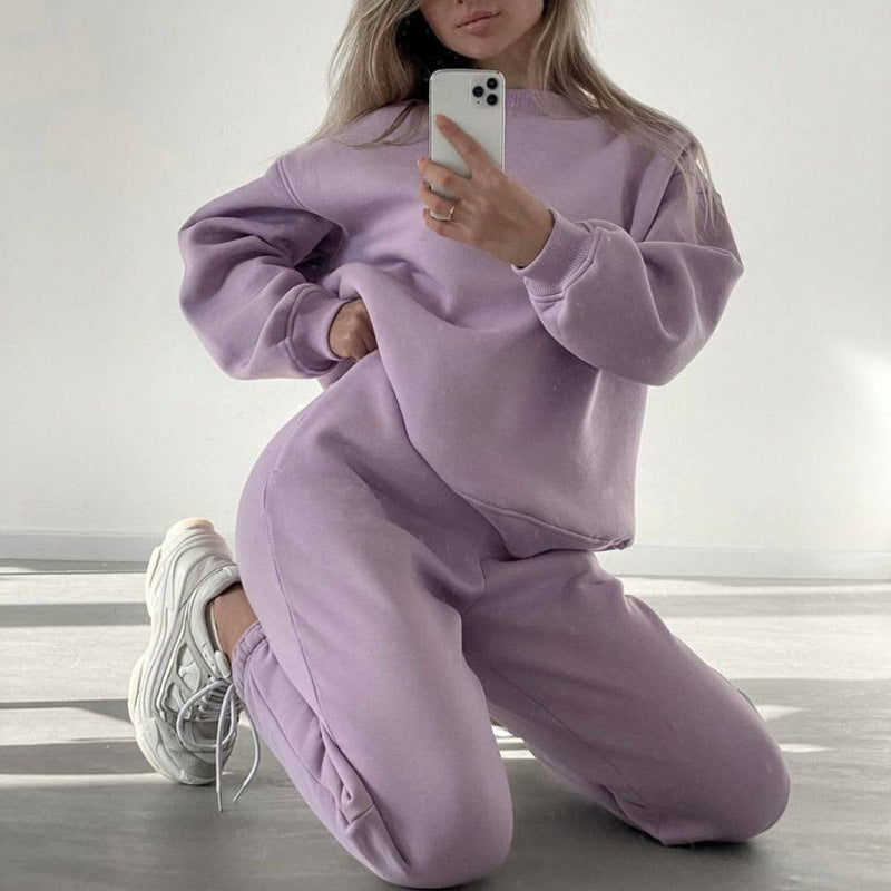 Women's Crewneck Sweatshirt & Jogger Pants Two-Piece Set – Loose Fit FitiqueFit