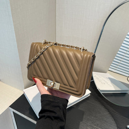 Fashionable Western-style Minimalist Casual Single-shoulder Crossbody Bag See size chart under “more details” The Fashion Celestial