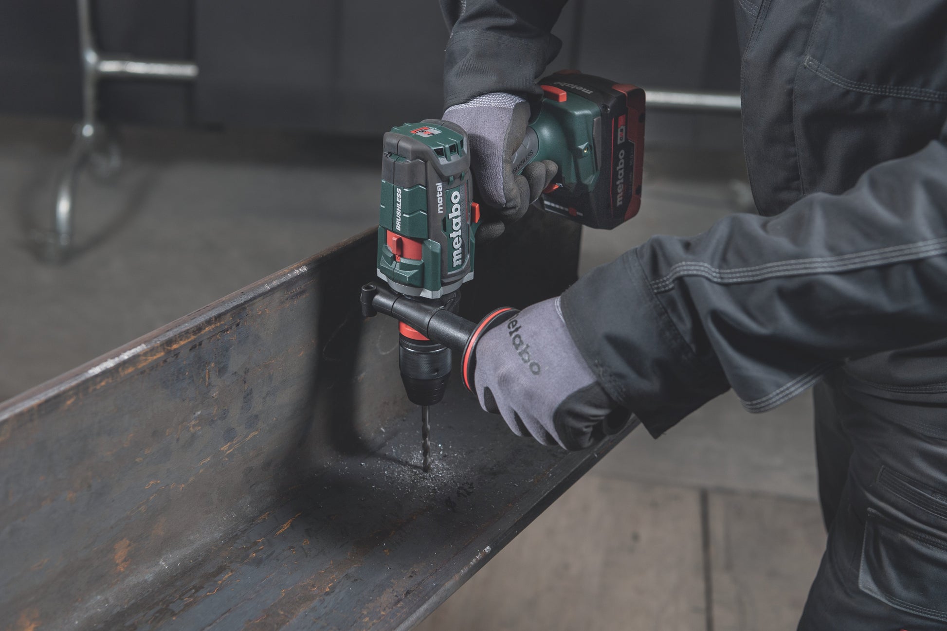 Metabo 603180620 Metabo BS 18 LTX-3 BL Q I METAL 5.5 Kit MB 18V Brushless Cordless 3-Speed Drill/Driver VM Hardware