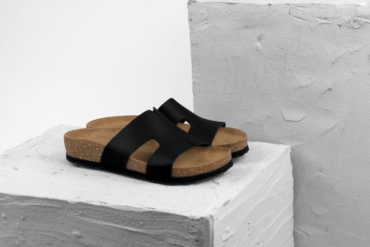 Liora by LEON- Women’s Leather Slide- One‑Piece Leather Comfort Sandal LEON Footwear USA