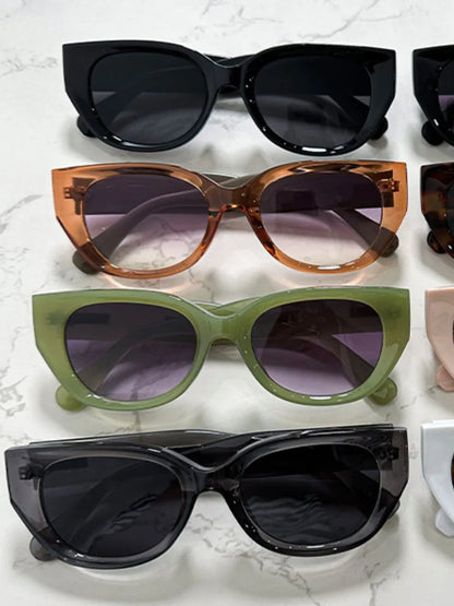 Cat Eye Polycarbonate Frame Sunglasses New Era Fashion LLc