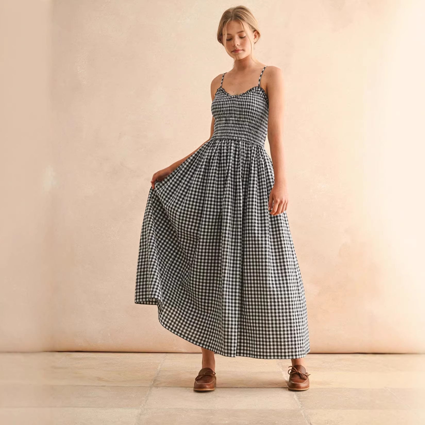 Women's Retro Plaid Sleeveless A-Line Maxi Dress – Fitted Waist Pleated Sundress FitiqueFit
