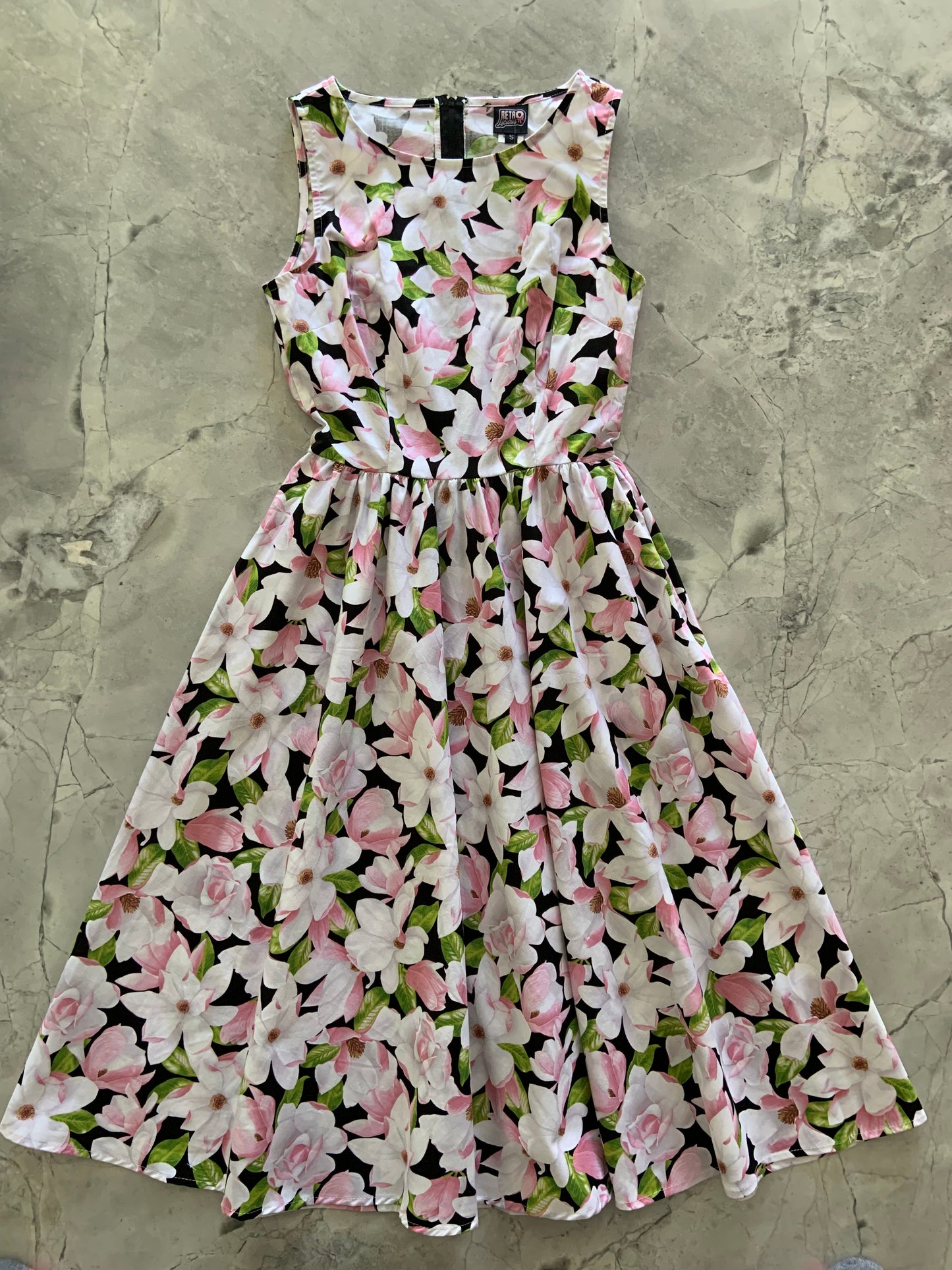 Magnolia Midi Dress Retrolicious