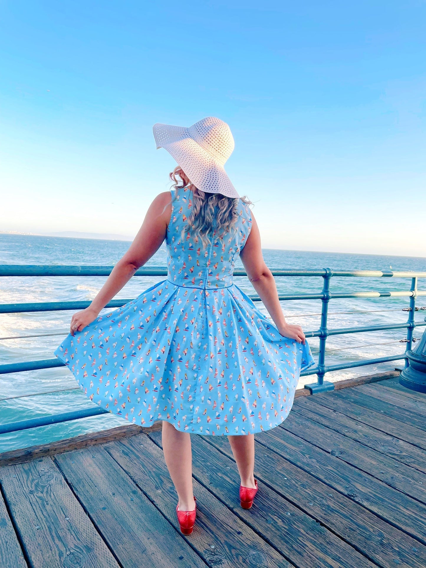 Elizabeth Dress in Windsurfer Retrolicious