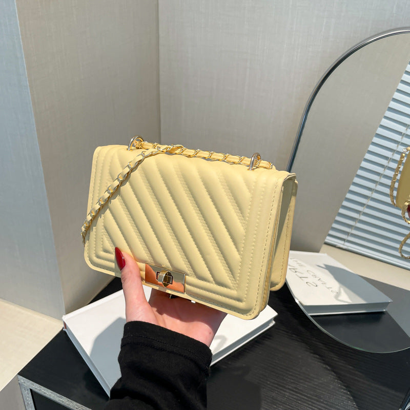 Fashionable Western-style Minimalist Casual Single-shoulder Crossbody Bag See size chart under “more details” The Fashion Celestial
