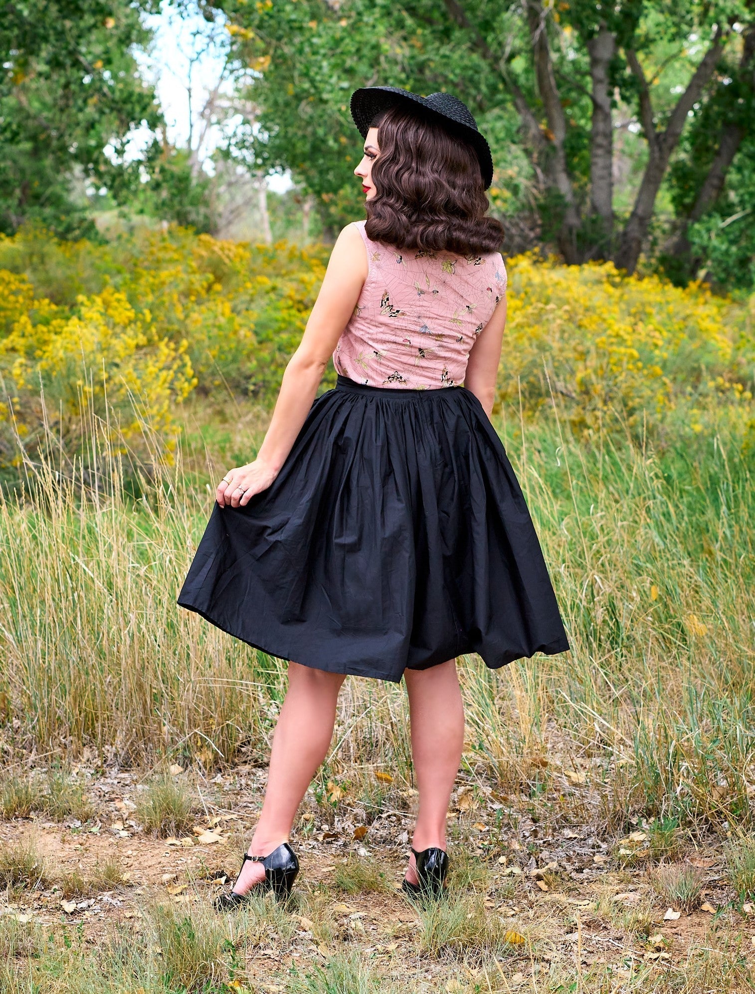 Peggy Swing Skirt in Black Retrolicious