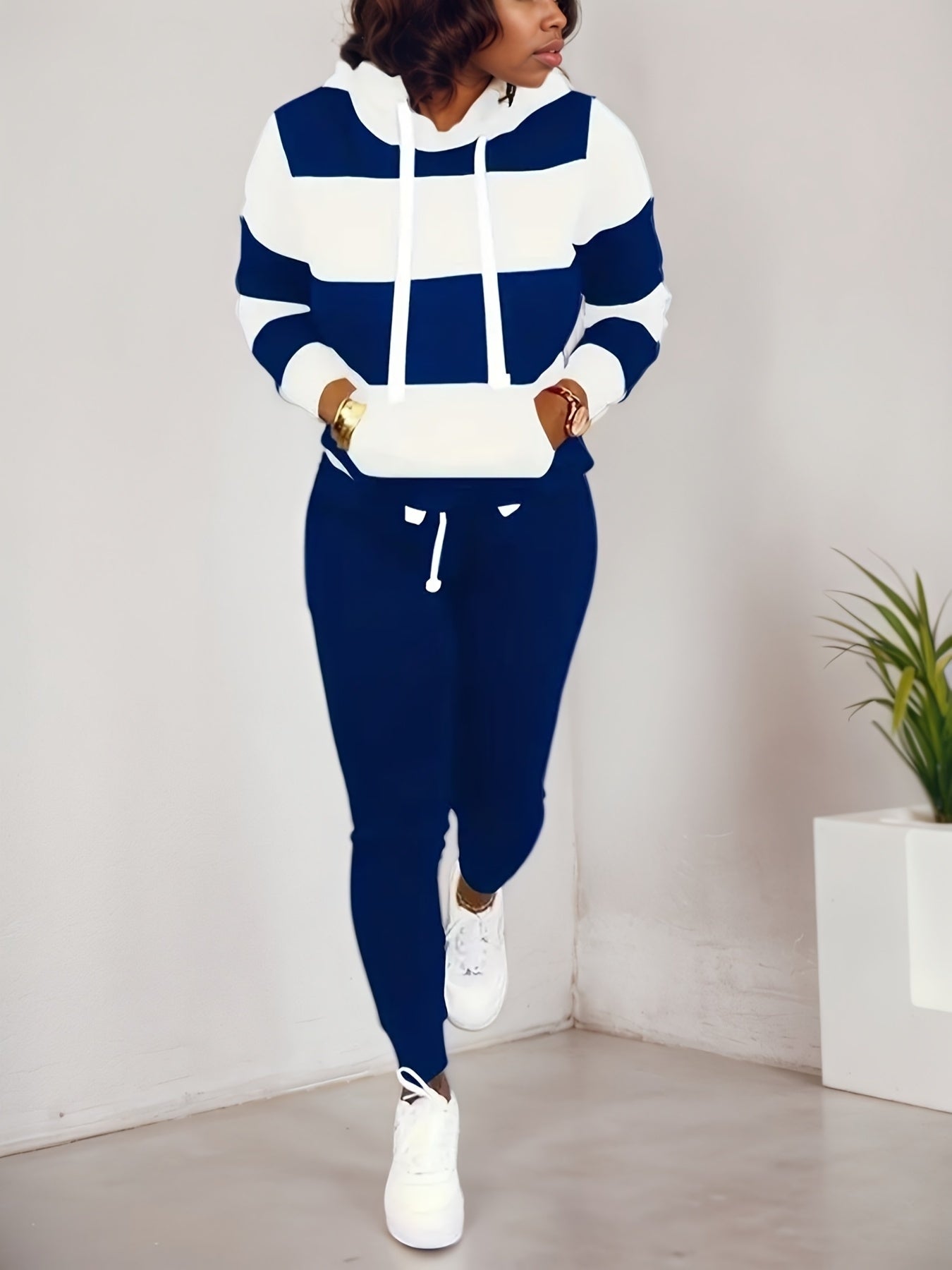 Women’s Two Piece Sportswear Set – Casual Sweatshirt and Pants Outfit FitiqueFit