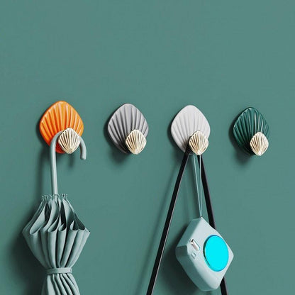 4pcs Creative Shell Shape Wall Hanging Hook Punch-free Strong Adhesive Hook Bathroom Kitchen Wall-mounted Seamless Sticky Hook  Shell Hook Non-Punching Strong Adhesive Adhesive Hook Bearing Door Behind Wall Bathroom Kitchen Key Holder Stevvex