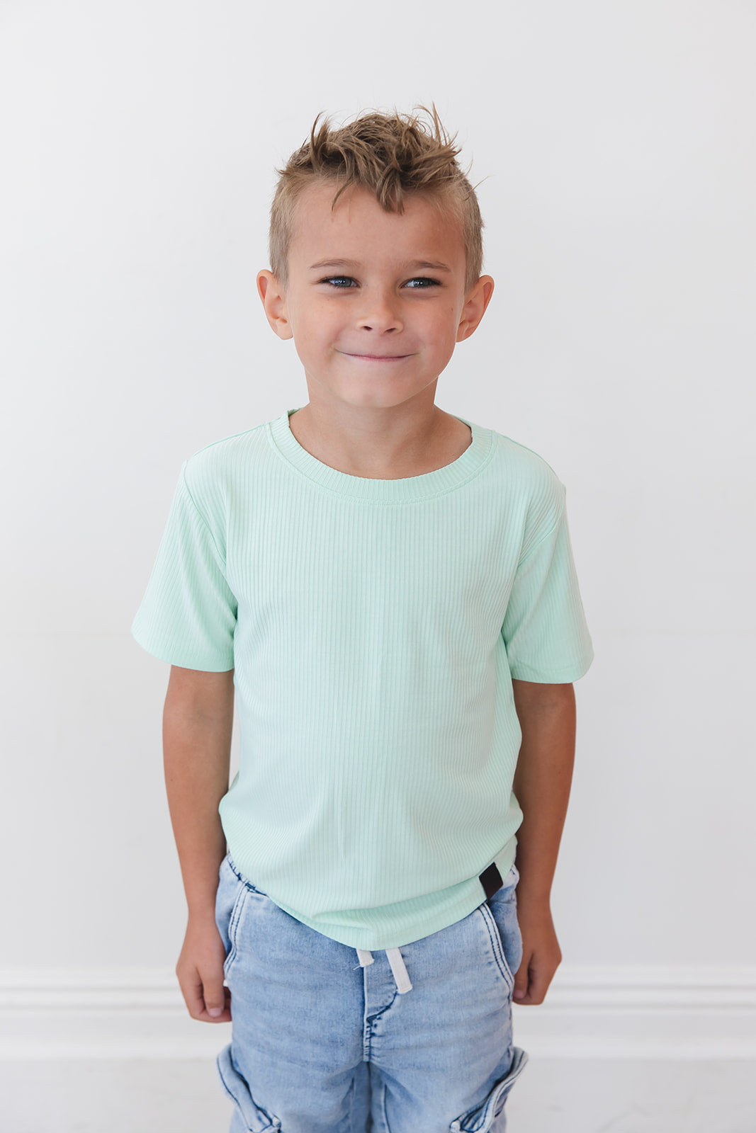 (SOLID, ribbed) Lion Around - Everyday Tee Blush Lotus