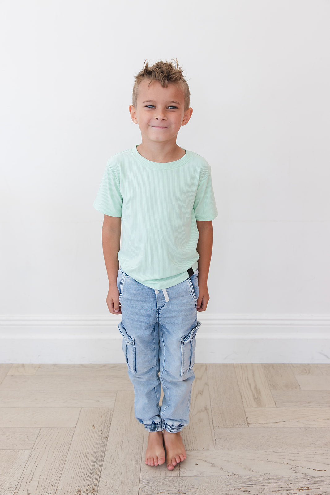 (SOLID, ribbed) Lion Around - Everyday Tee Blush Lotus