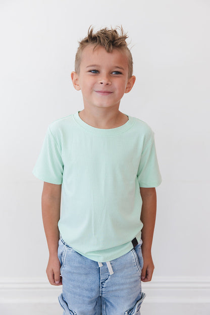(SOLID, ribbed) Lion Around - Everyday Tee Blush Lotus
