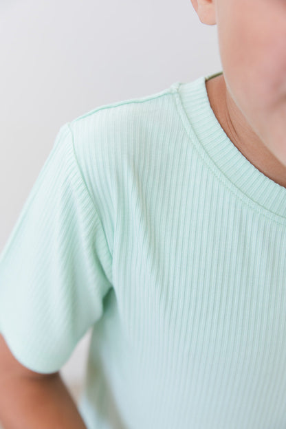 (SOLID, ribbed) Lion Around - Everyday Tee Blush Lotus