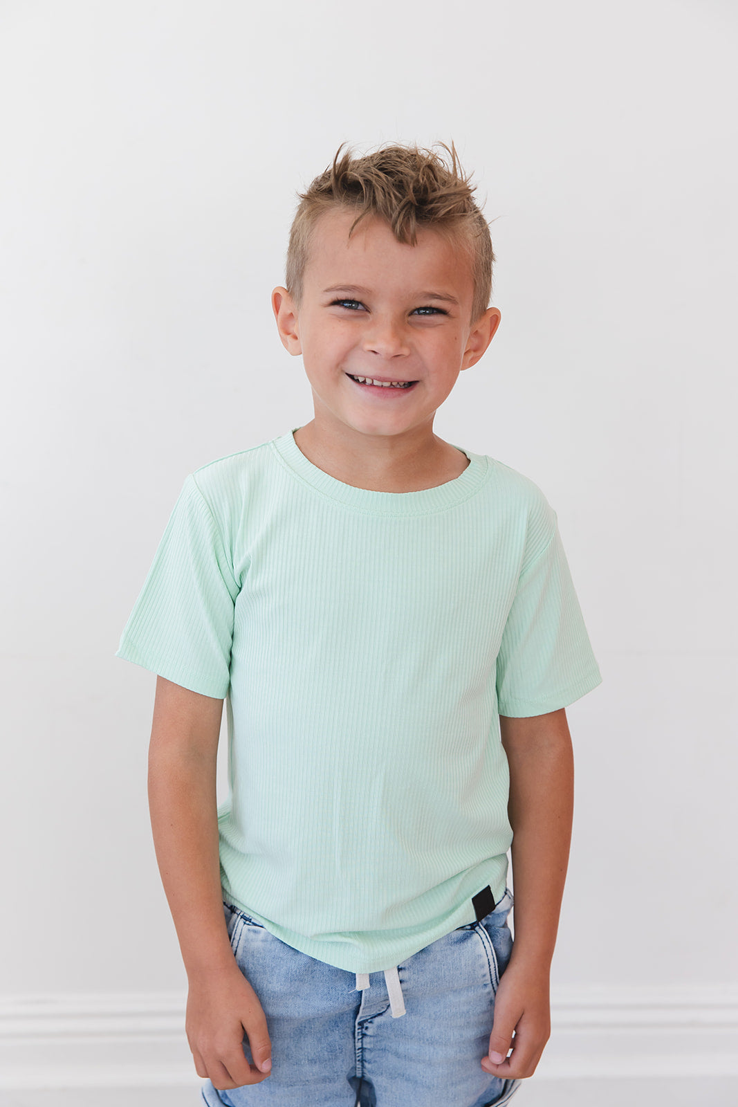 (SOLID, ribbed) Lion Around - Everyday Tee Blush Lotus