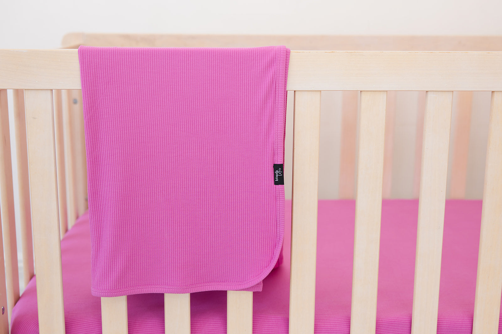 (SOLID, ribbed) Rainbow Royal - Lightweight Blanket Blush Lotus