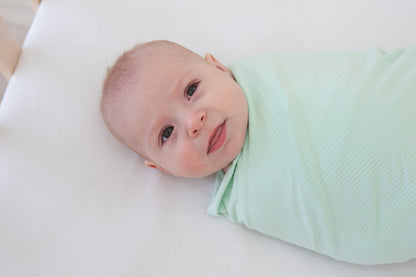 (SOLID, ribbed) Lion Around - Lightweight Blanket Blush Lotus