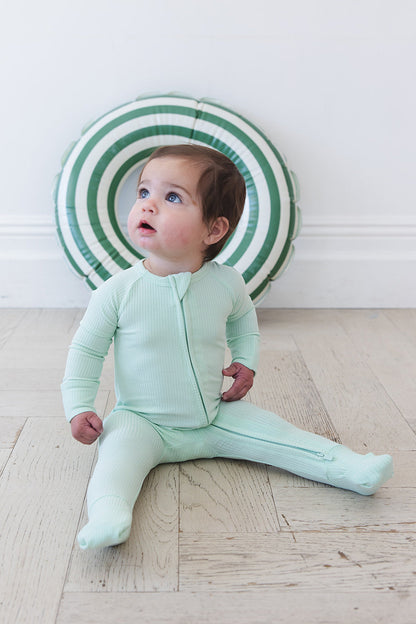 (SOLID, ribbed) Lion Around - Zippy Blush Lotus
