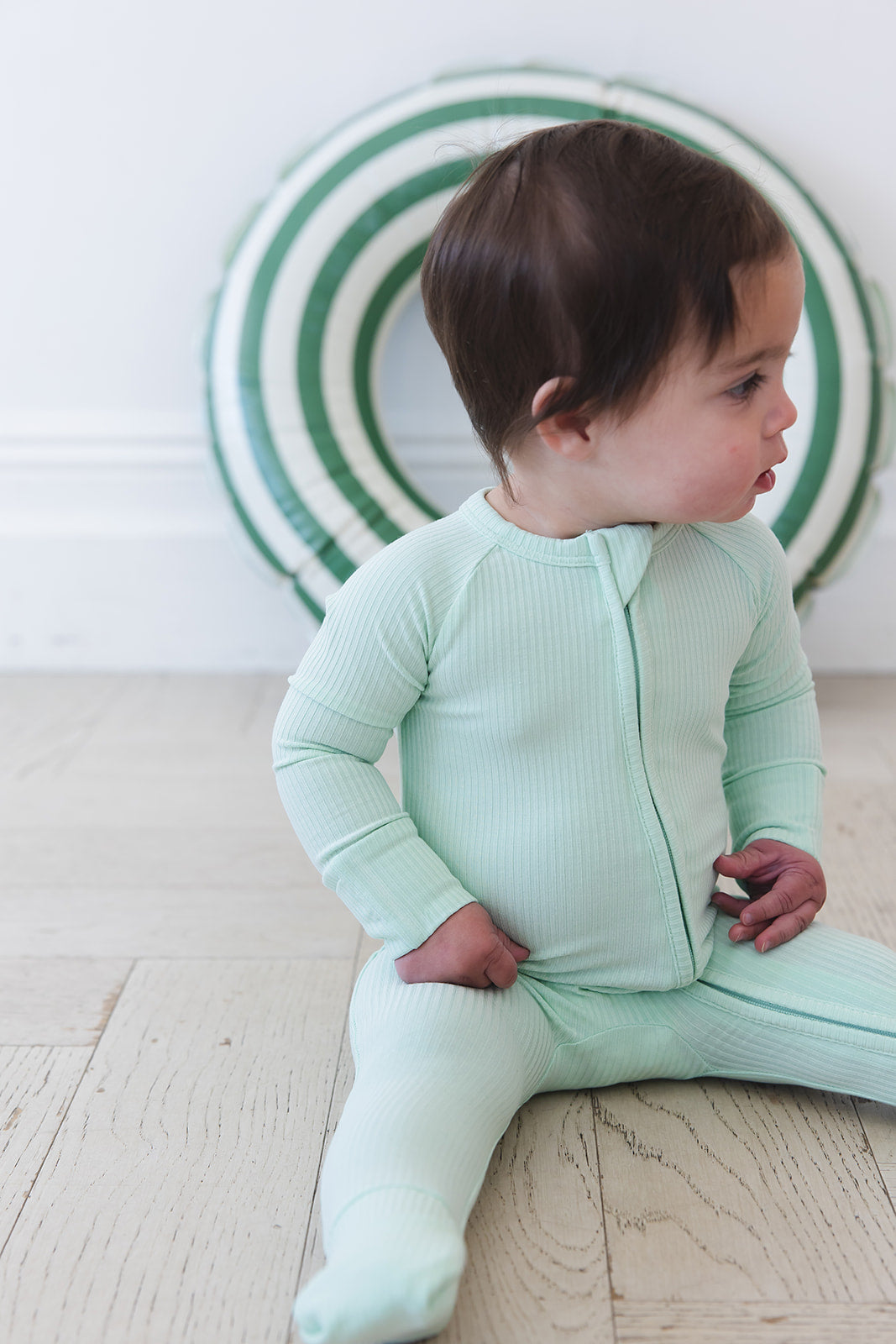 (SOLID, ribbed) Lion Around - Zippy Blush Lotus